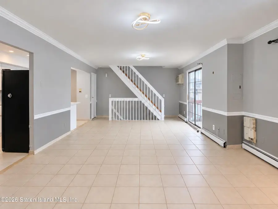 76 Daffodil Lane #A, Staten Island, NY 10314 - #2