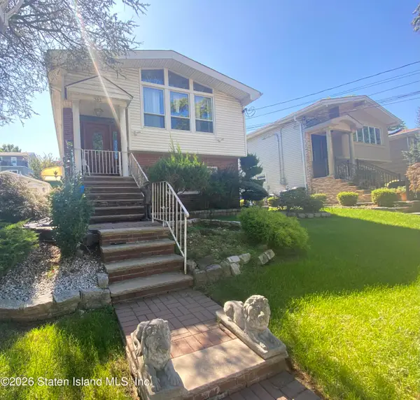 302 Lightner Avenue, Staten Island, NY 10314