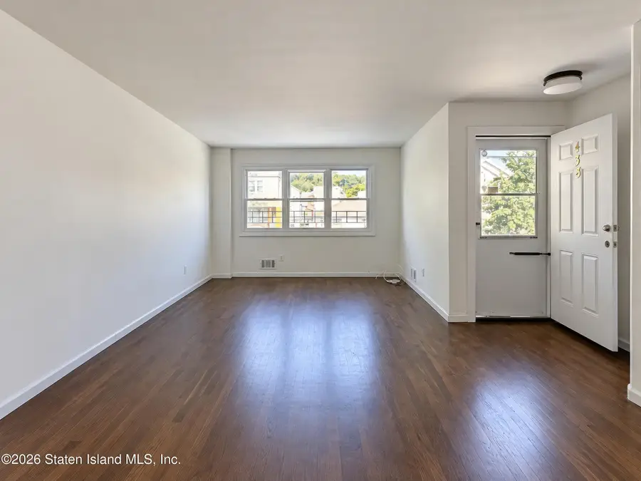 433 Hanover Avenue, Staten Island, NY 10304 - #2
