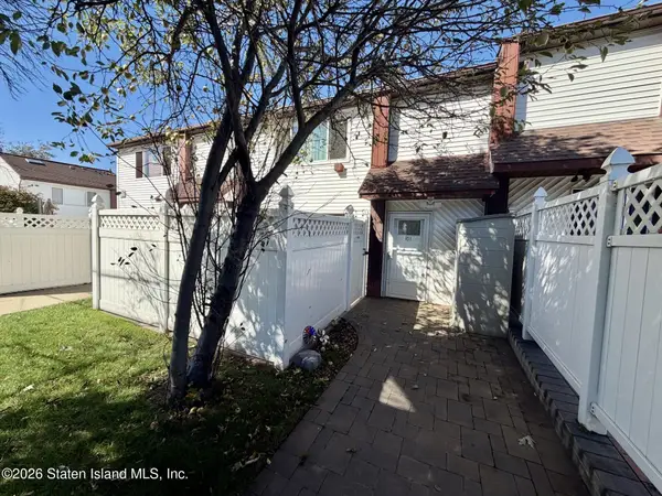 101 N Gannon Avenue, Staten Island, NY 10314