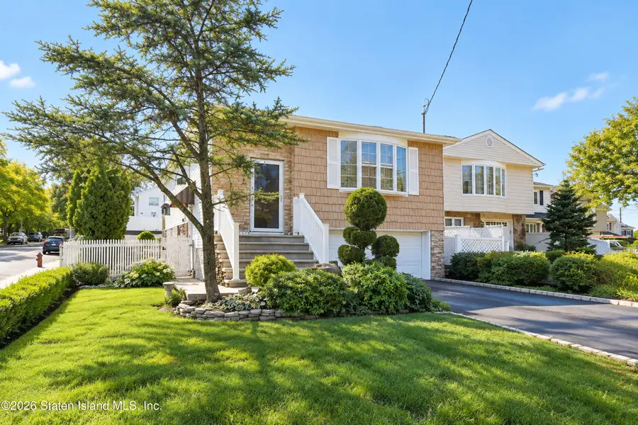 364 Mosely Avenue, Staten Island, NY 10312 - #2