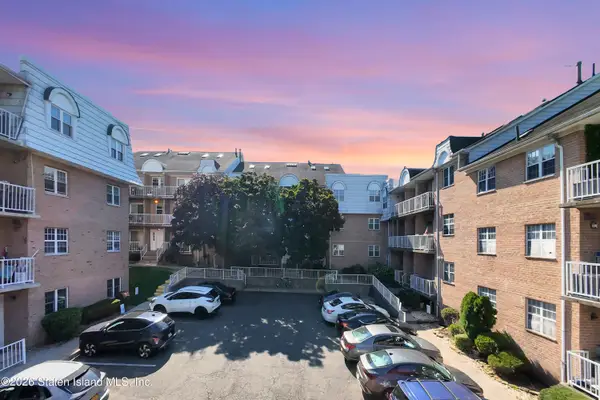 85 Elmwood Park Drive #2, Staten Island, NY 10314