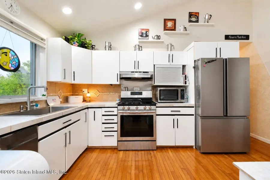 185 Hillcrest Street, Staten Island, NY 10308 - #3