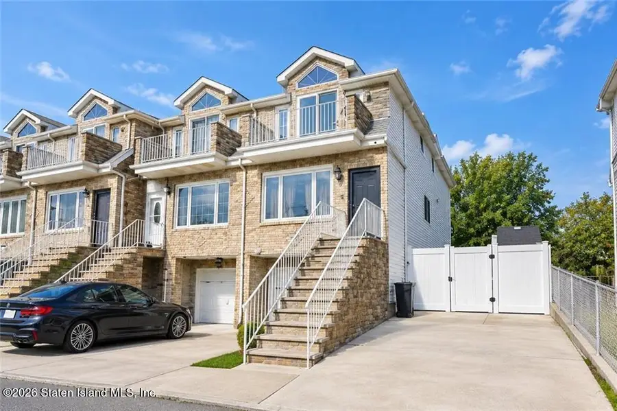 417 Father Capodanno Boulevard, Staten Island, NY 10305 - #2