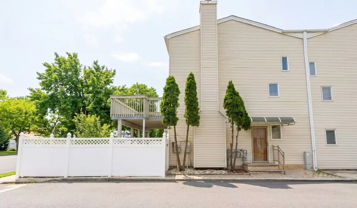 10 Challenger Drive, Staten Island, NY 10312 - #1