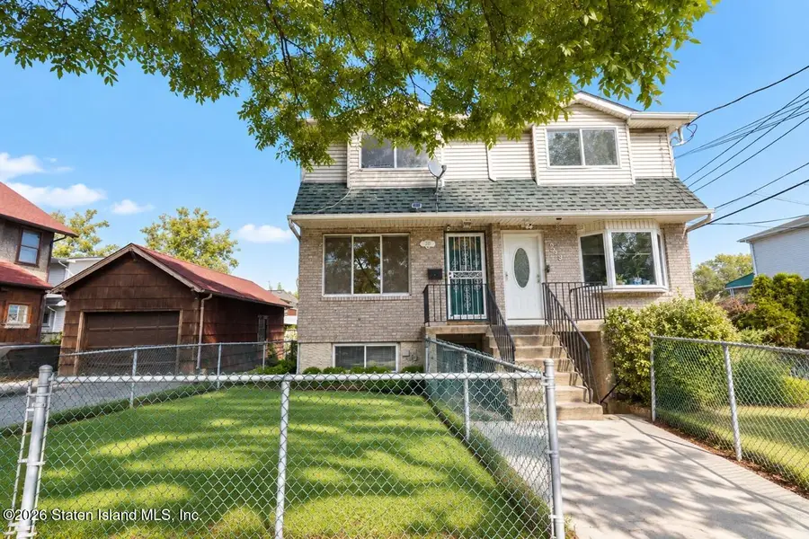 233 Tompkins Avenue, Staten Island, NY 10304 - #2