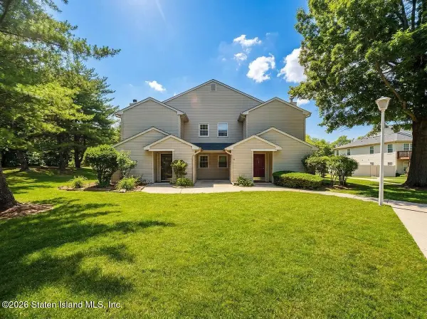471 Hawthorne Place, Marlboro, NJ 07746