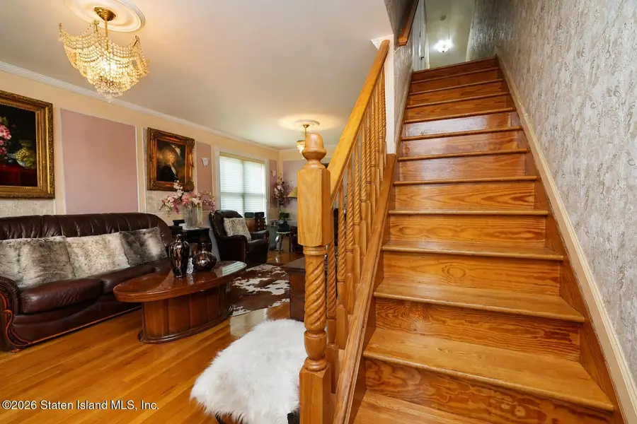 282 Seguine Avenue, Staten Island, NY 10309 - #3