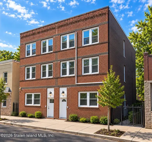 44 Brighton Avenue, Staten Island, NY 10301
