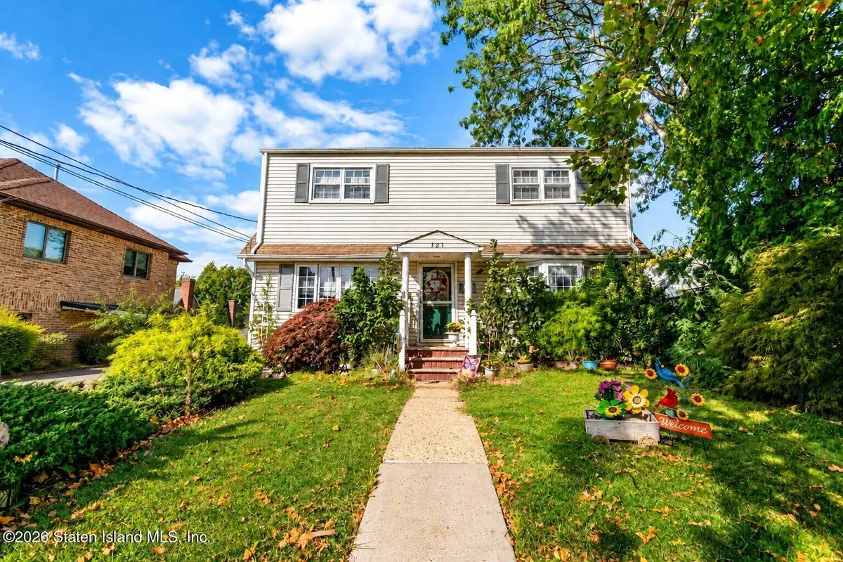 121 Holden Boulevard, Staten Island, NY 10314 - #1