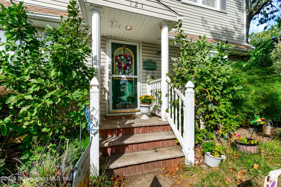 121 Holden Boulevard, Staten Island, NY 10314 - #3