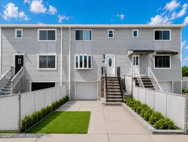998 Olympia Boulevard, Staten Island, NY 10306