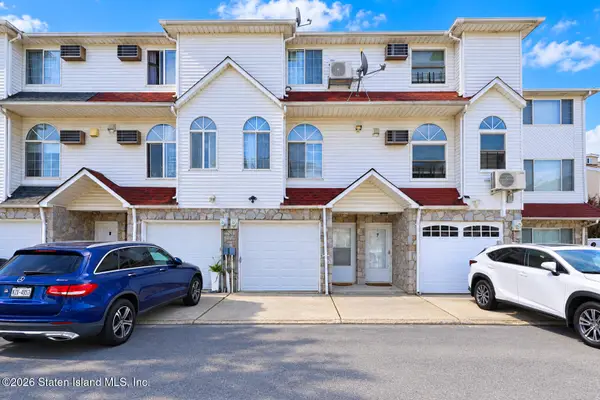 15 Temple Court, Staten Island, NY 10314