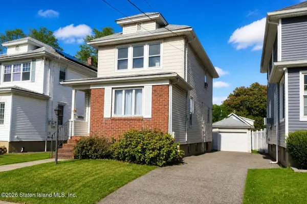 37 Burnside Avenue, Staten Island, NY 10302