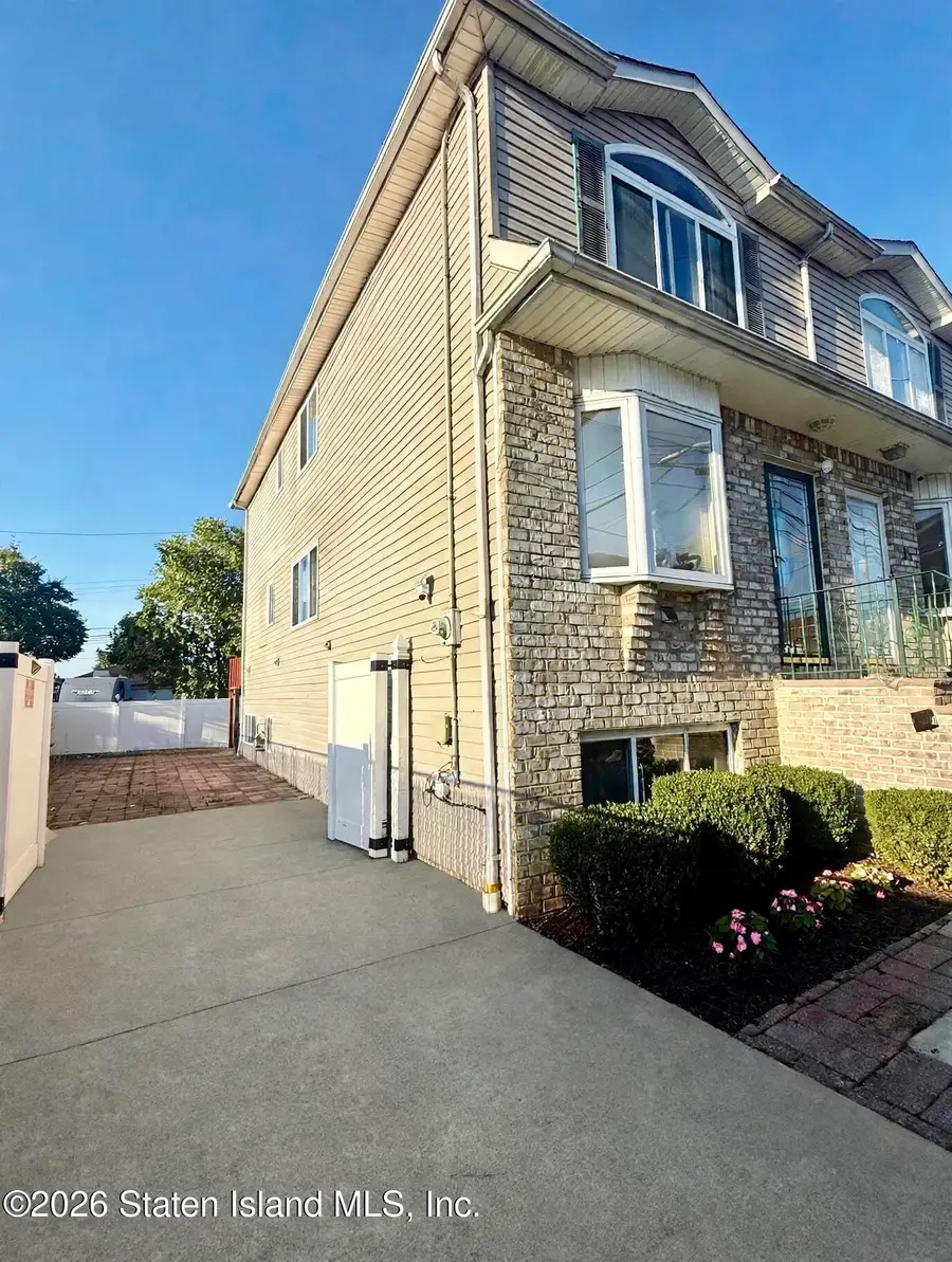 25 Lyceum Court, Staten Island, NY 10310 - #2