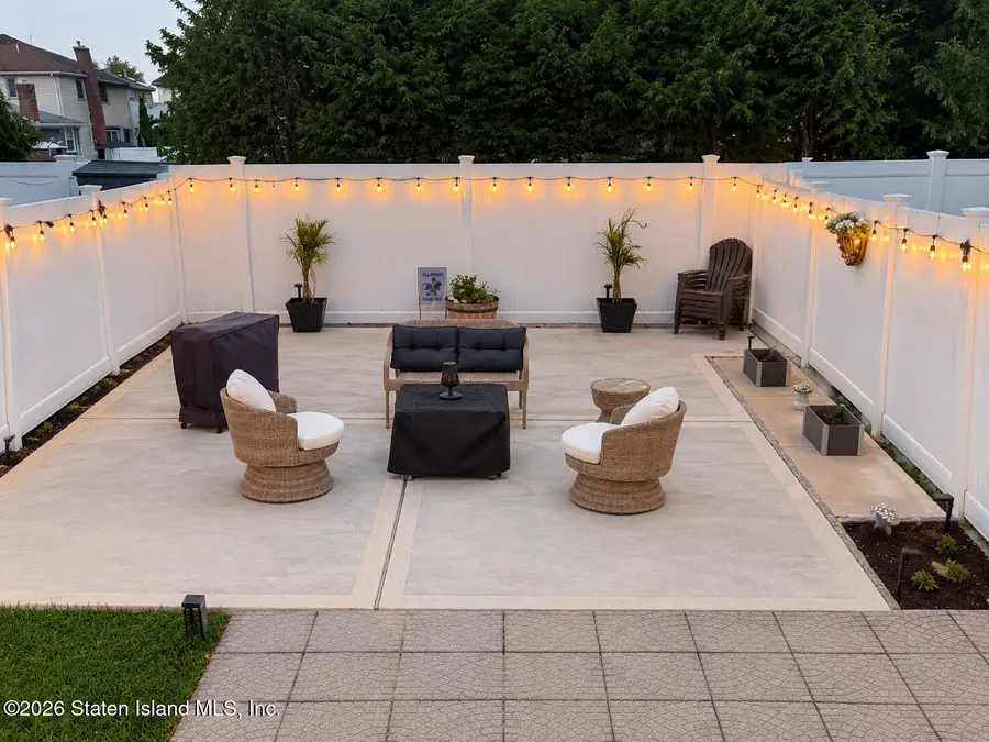 196 Llewellyn Place, Staten Island, NY 10310 - #3