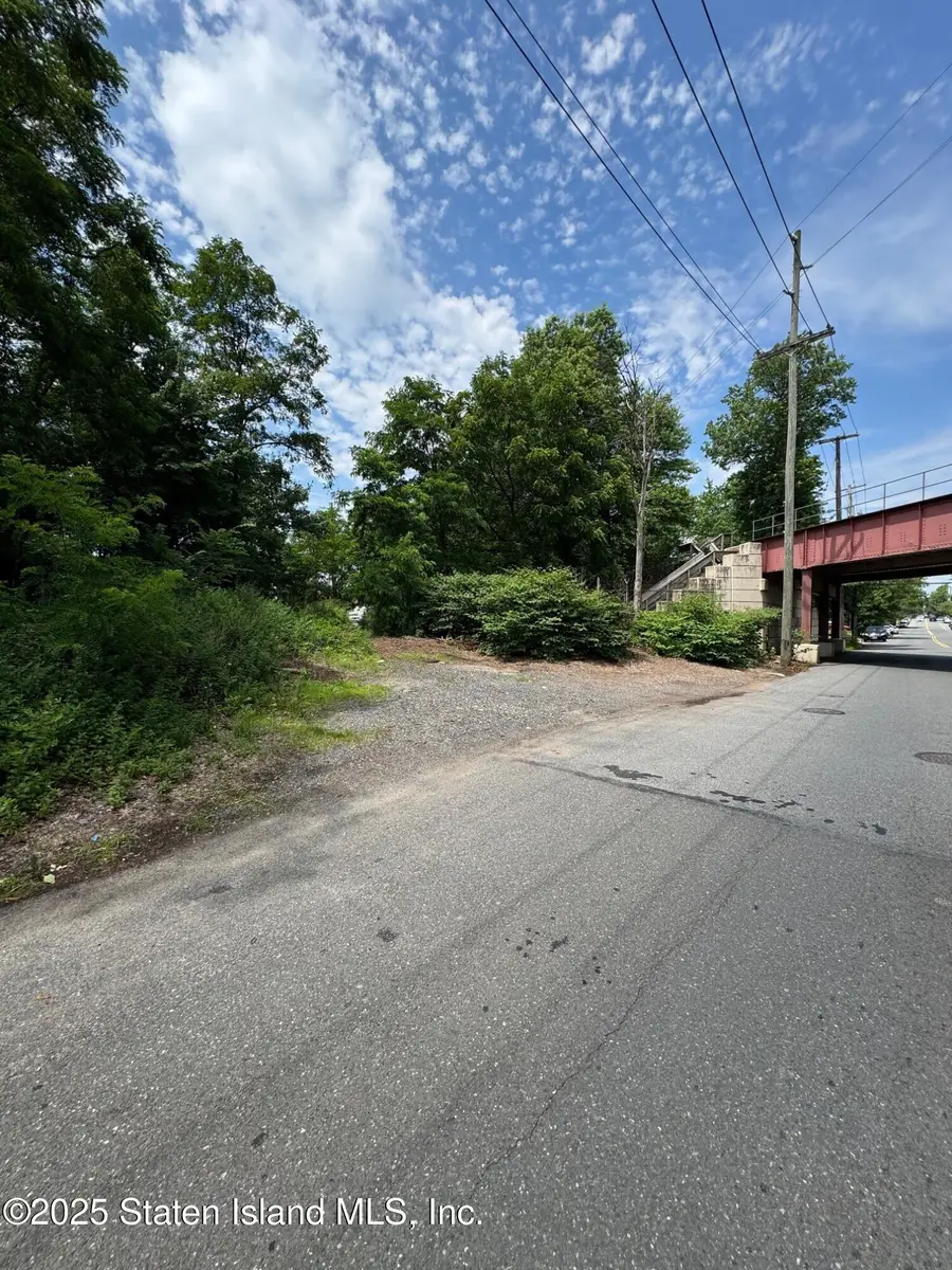 1186 Arden Avenue, Staten Island, NY 10312 - #2