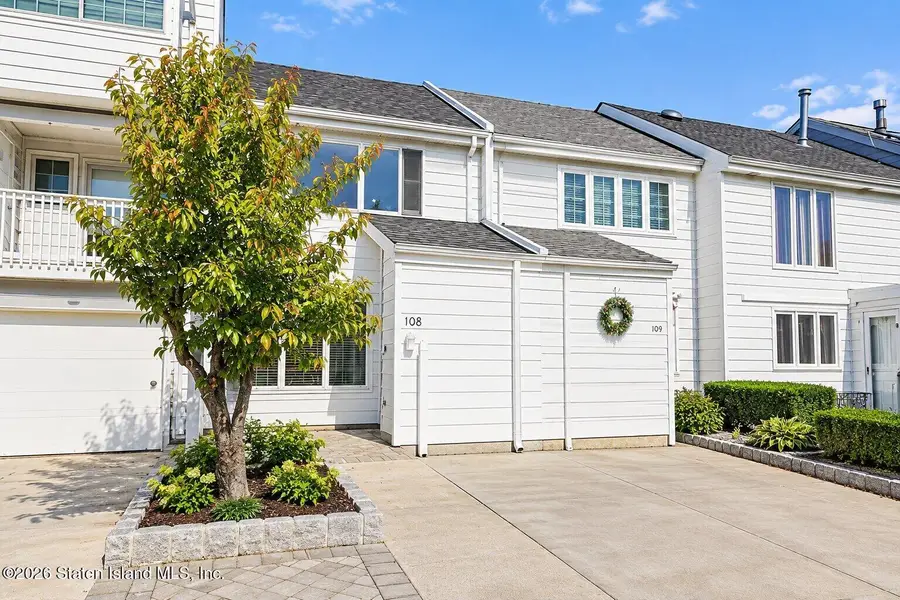108 Hampton Green, Staten Island, NY 10312 - #2