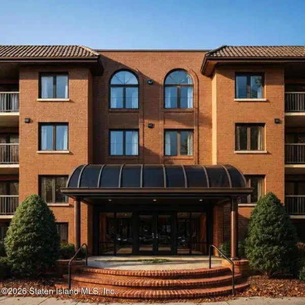 40 Wellington Court #2g, Staten Island, NY 10314