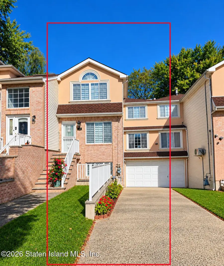 1325 Rockland Avenue, Staten Island, NY 10314 - #2