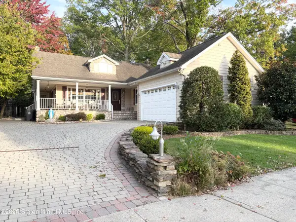 123 S Goff Avenue, Staten Island, NY 10309