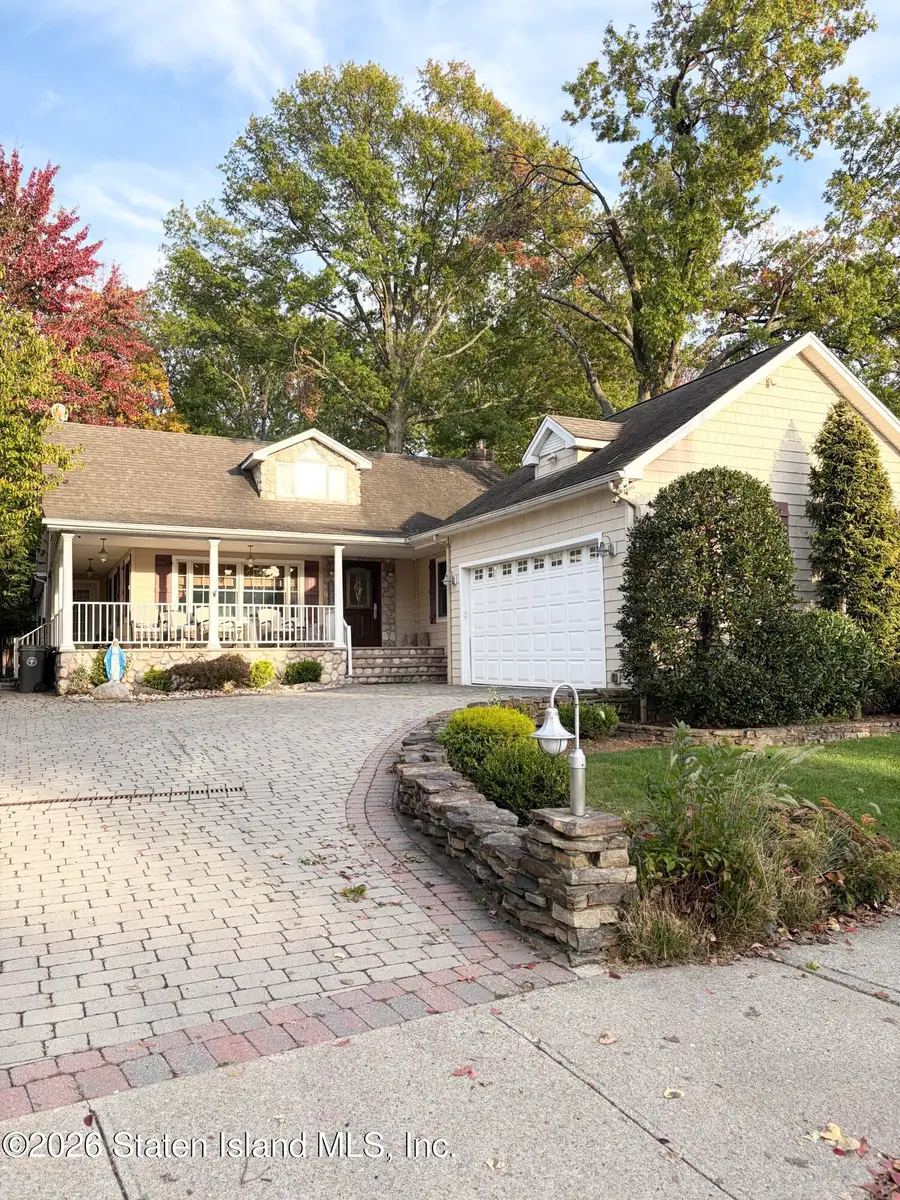 123 S Goff Avenue, Staten Island, NY 10309 - #2
