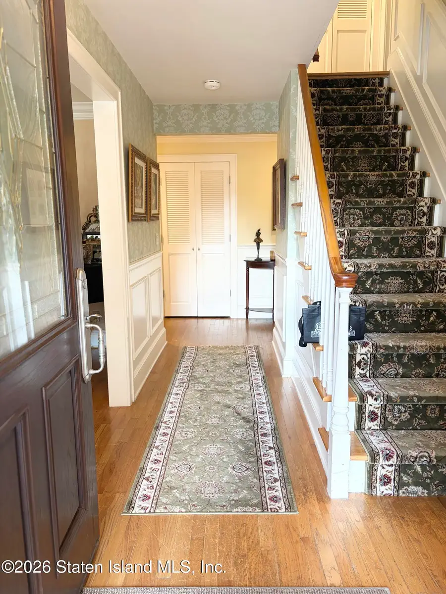 123 S Goff Avenue, Staten Island, NY 10309 - #3