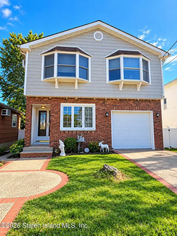 479 Bloomingdale Road, Staten Island, NY 10309