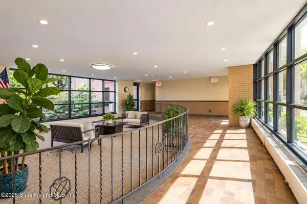 100 Colfax Avenue #5f, Staten Island, NY 10306