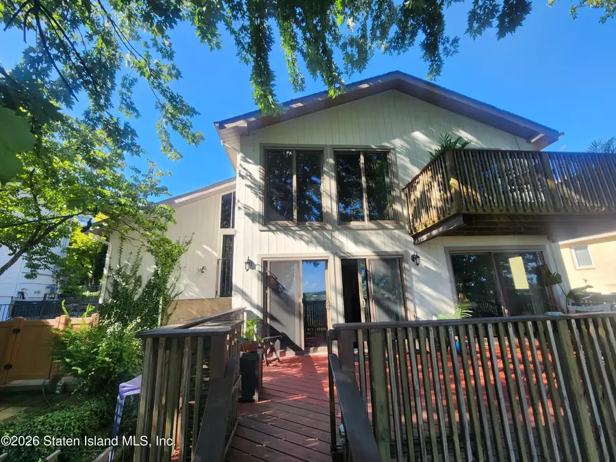 16 Manor Court, Staten Island, NY 10306 - #2
