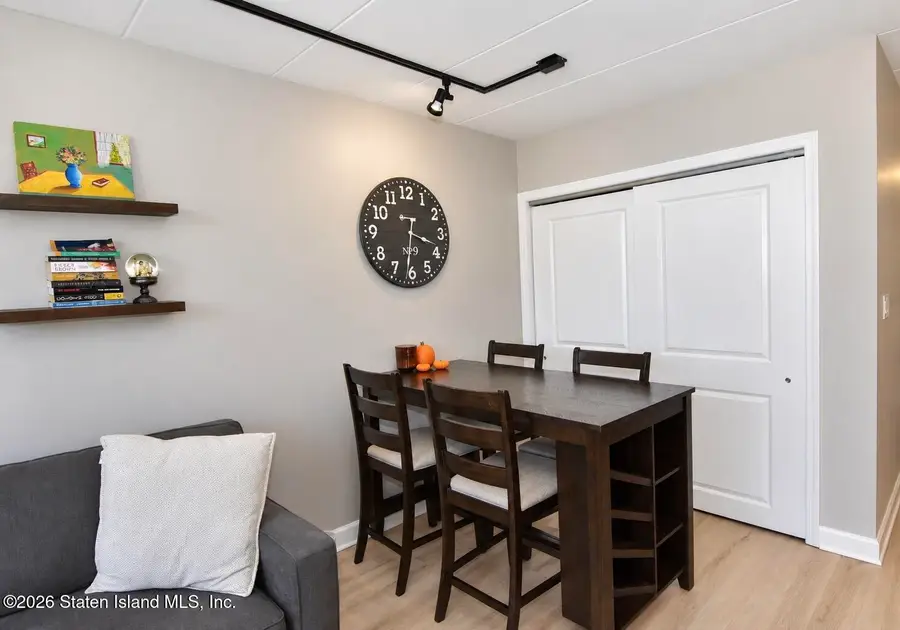 999 Forest Avenue #4 B, Staten Island, NY 10310 - #3