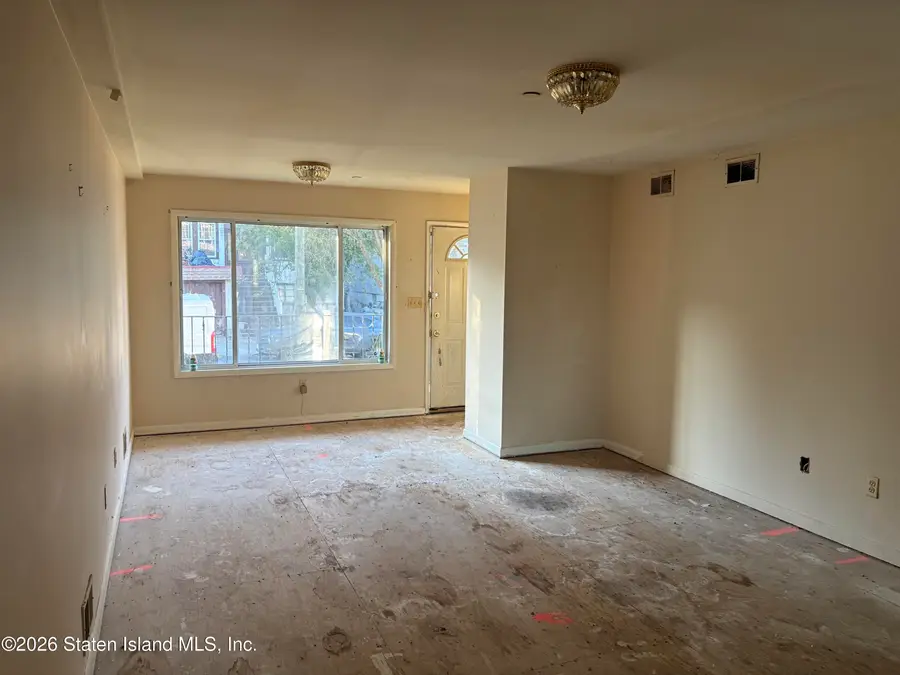 73 Starbuck Street, Staten Island, NY 10304 - #3