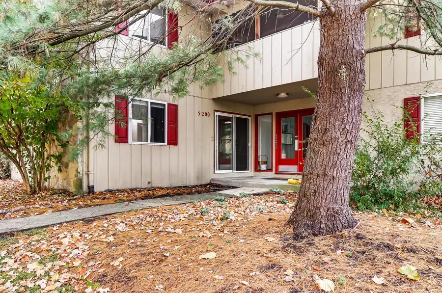 5200 Fenway Court, Columbus, OH 43214 - #3