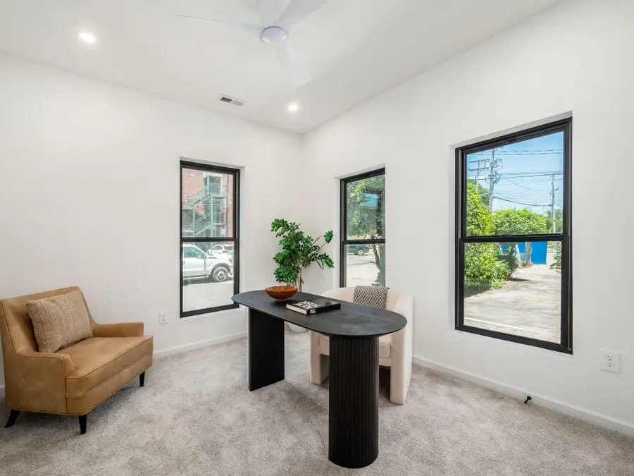 581 E Walnut Street, Columbus, OH 43215 - Image #3