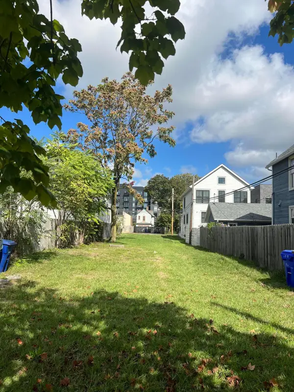 276 E 4th Avenue, Columbus, OH 43201