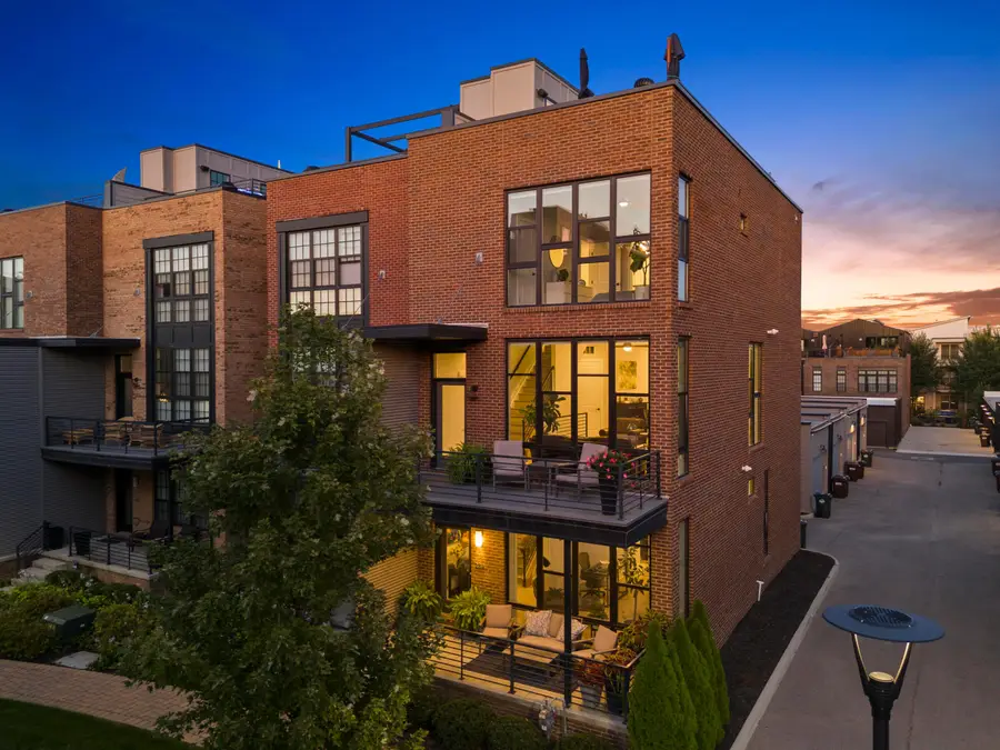 289 Neruda Avenue, Columbus, OH 43215 - Image #2