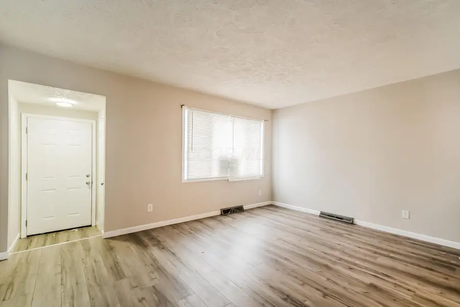 990 Reeb Avenue, Columbus, OH 43207 - Image #3