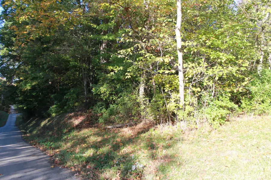 10705 Township Road 92 Nw, Somerset, OH 43783 - Image #3