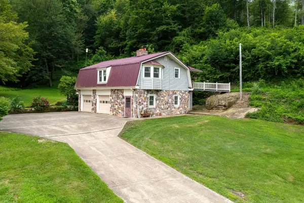 2250 Indian Camp Run Road, New Concord, OH 43762