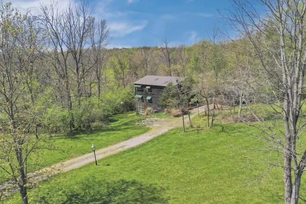 2098 Maya Lane, Sugar Grove, OH 43155