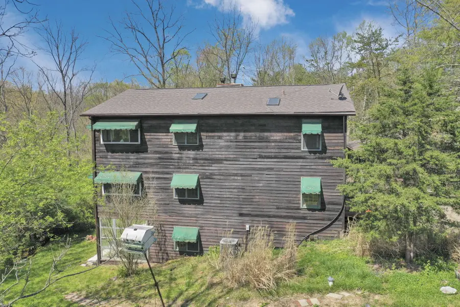 2098 Maya Lane, Sugar Grove, OH 43155 - Image #2