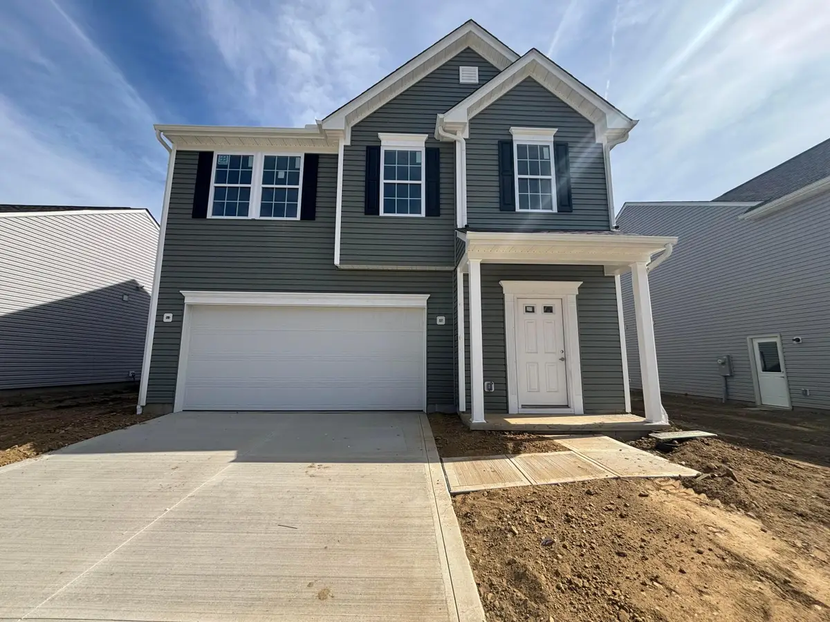 8200 Alban Woods Way Nw, Canal Winchester, OH 43110 - Image #1