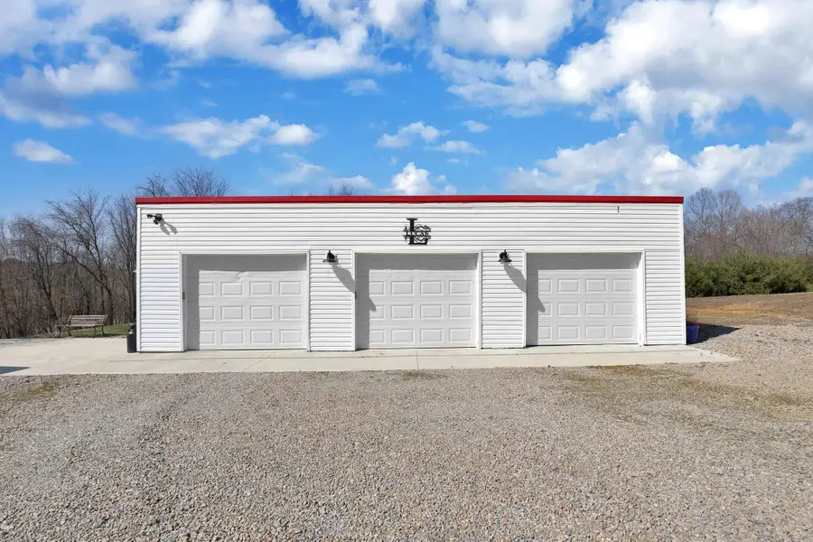 2105 Gard Lane, Mount Perry, OH 43760 - Image #2