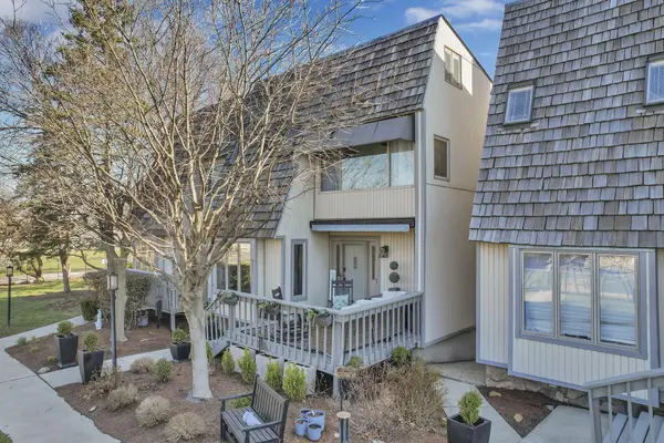 4945 Walnut Road, Buckeye Lake, OH 43008