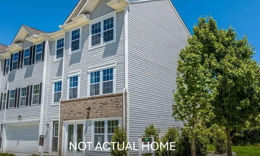 5936 Abernathy Lane, Columbus, OH 43232 - Image #2