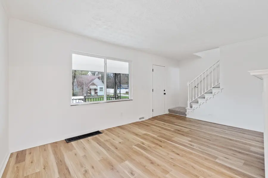 1381 Oakwood Avenue, Columbus, OH 43206 - Image #3