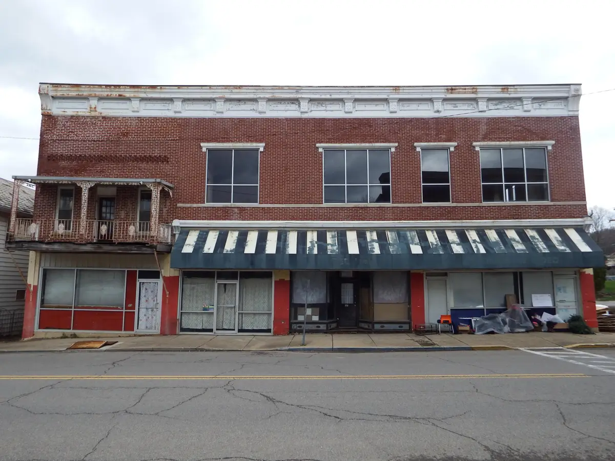 39 E Main Street, Crooksville, OH 43731 - Image #1