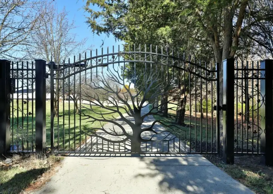 4070 Tradersville Brighton Road, London, OH 43140 - Image #2