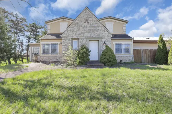 1931 W Broad Street, Columbus, OH 43223