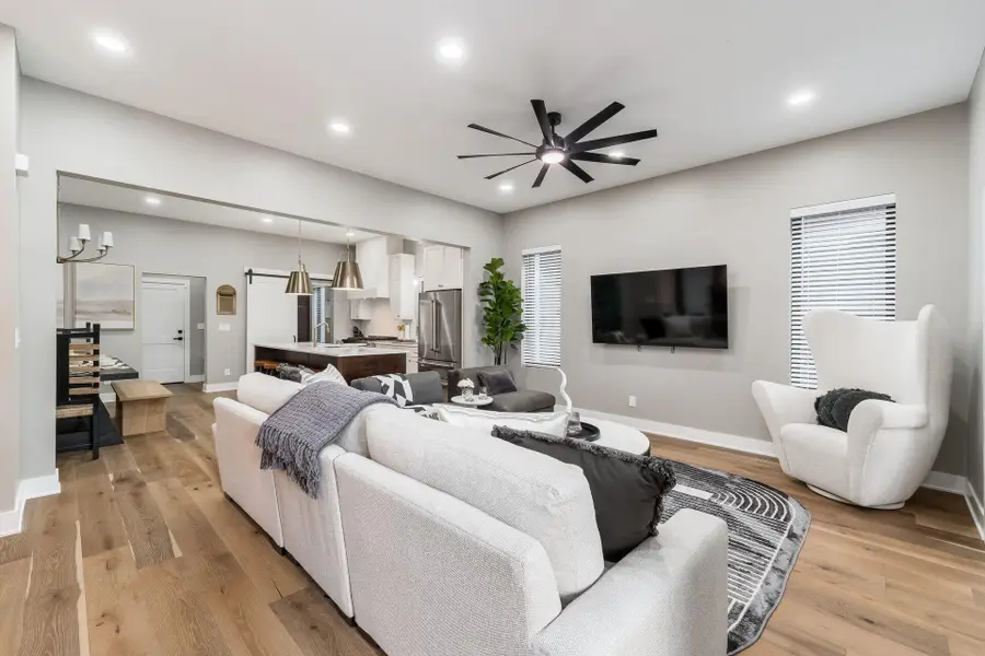 496 W 1st Avenue, Columbus, OH 43201 - Image #3